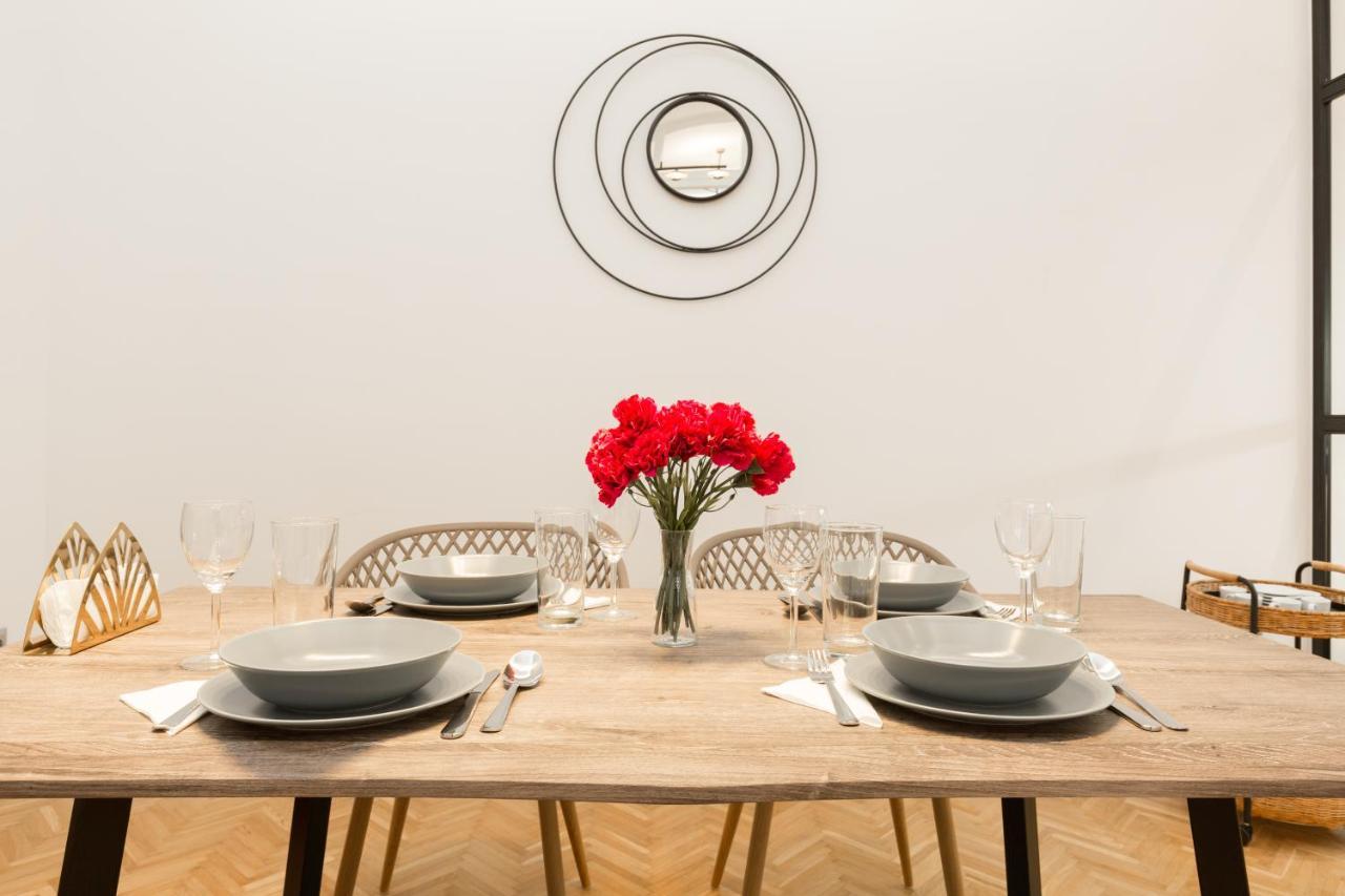Space And Style In The Heart Of Budapest W 2Br&2Bt エクステリア 写真